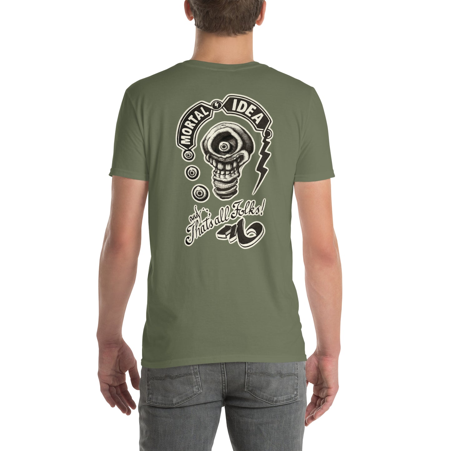 chico con camiseta color verde oliva con ilustración a la espalda de una calavera con forma de bombilla denominada mortal idea en la espalda y la frase that's all folks