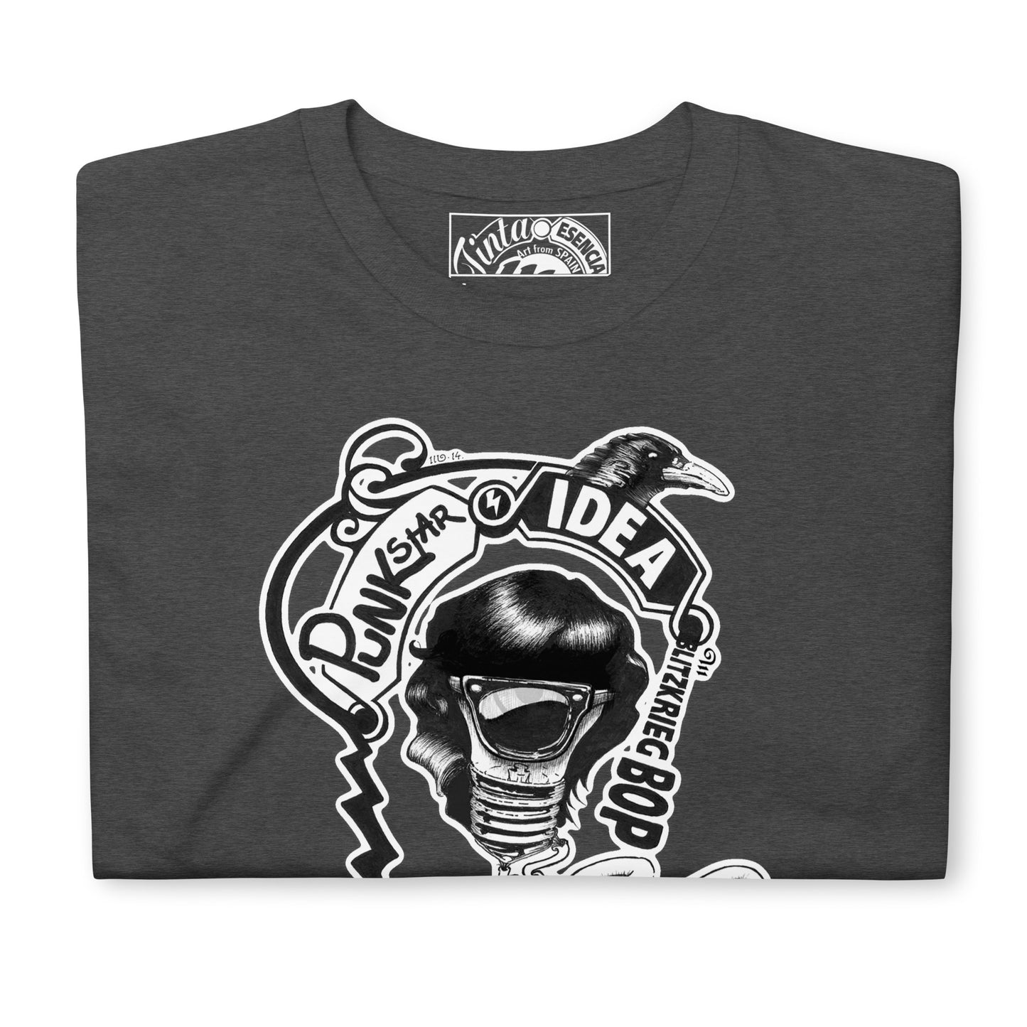 camiseta gris oscuro con ilustración a tinta de bombilla punk con elementos estelares homenaje a tommy ramone y la inscripción blitzkrieg bop y hey ho let's go