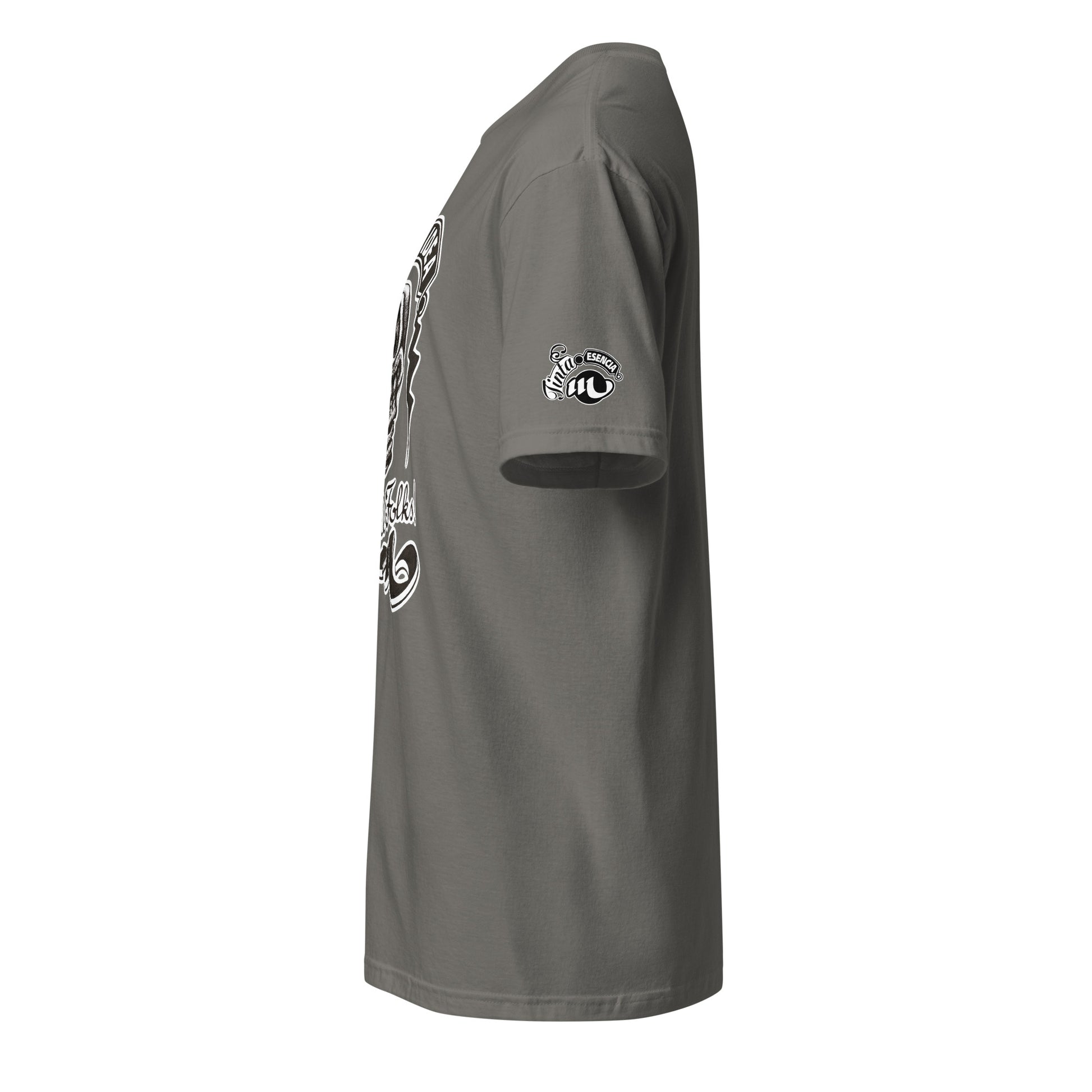 Ilustración de bombilla calavera con estética oscura en camiseta charcoal. Texto that's all folks en caligrafía antigua.