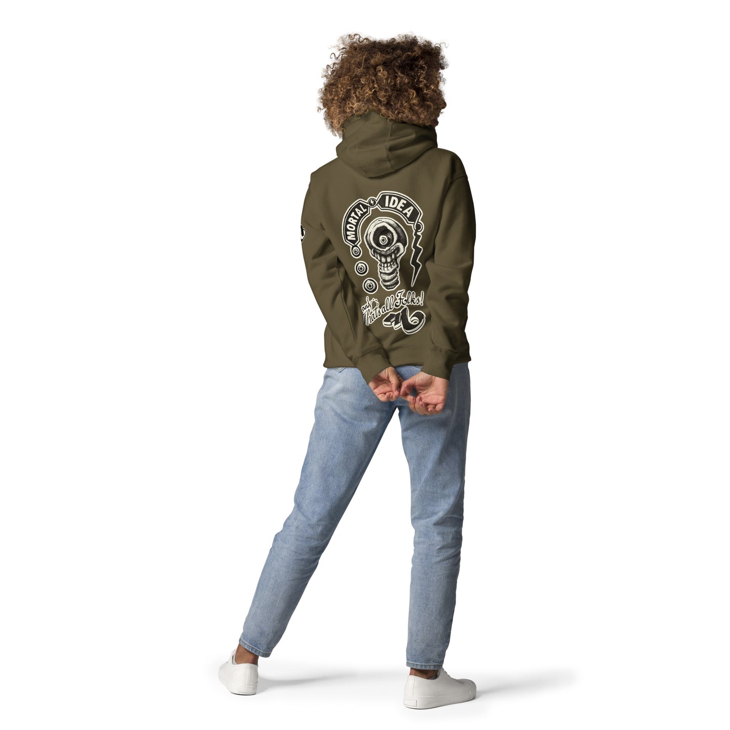 chica con sudadera con capucha verde oliva con ilustración de una calavera con forma de bombilla denominada mortal idea en la espalda y la frase that's all folks